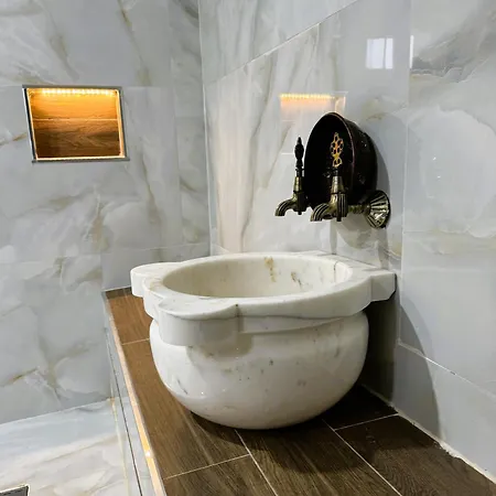 Atar Airport - Restaurant & Wellness 4* Arnavutkoy