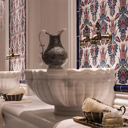 Hotel Atar Airport - & Wellness 4*
